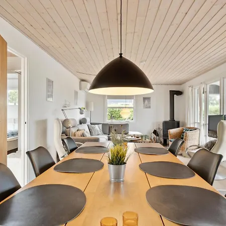 3 Bedroom Stunning In בית נופש